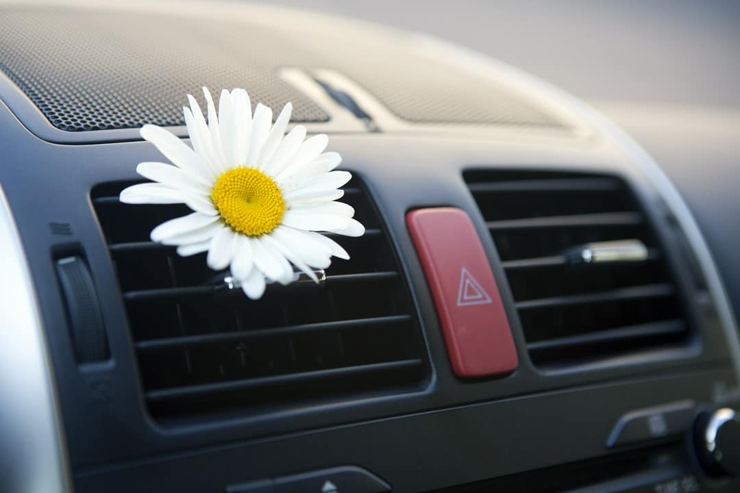 Jak często powinno się sprawdzać stan klimatyzacji samochodowej?